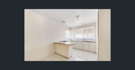 25 Cropley Crescent, Laverton – Family Home in a Prime Location - Photo 4