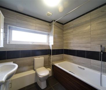 3 bedroom terraced house to rent - Photo 6