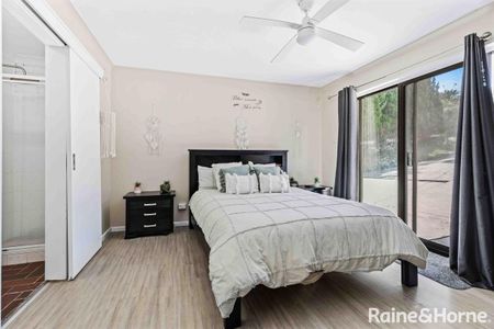 Coastal Family Home with Flexible Living in Prime Mollymook Location! - Photo 2