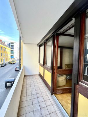 Moderne 4- Raum-Wohnung mit Loggia –voll möbliert - Nähe Gürtelturm- ideale Infrastruktur - Photo 1