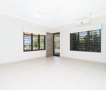 FAMILY HOME IN THE HEART OF ROSEBERY - Photo 2