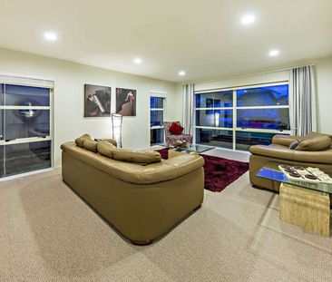 7 Mccathie Dr,, Flat Bush - Photo 2