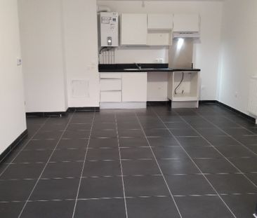 Location Appartement 3 pièces 62m² SARTROUVILLE 78500 - Photo 1