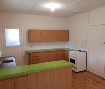 Large open space to play, charming home to live in, a relaxed lifes... - Photo 6