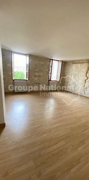 Arles centre T2 de 57 m2, - Photo 1