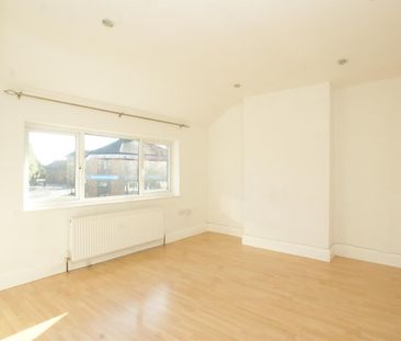 Molesey Road, Surrey - Photo 5