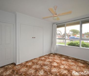 Great 3 Bedroom Home in Springvale! - Photo 4