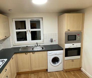 2 Bed Flat, Meadow Place Road, EH12 - Photo 5