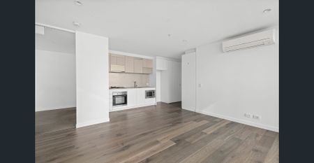 Modern 2-Bedroom Apartment in Prime CBD Location – Unfurnished - Photo 3