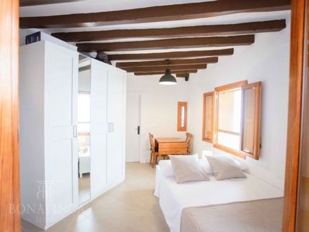 1 room luxury Flat for rent in Palma de Mallorca, Spain - Photo 2