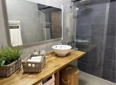 STUDIO refait à neuf de 26m² - Piscine - Tennis - Parking - Photo 5