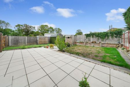 2 bedroom bungalow to rent - Photo 5