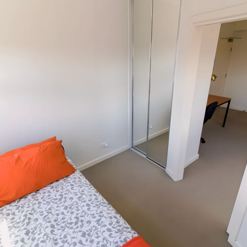 51 Garden Street, Melbourne - Photo 1