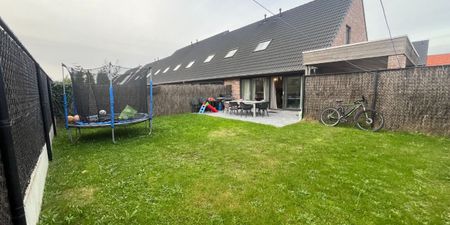 Koppelwoning te huur in Westrozebeke voor € 890 met 3 slaapkamers - Photo 3