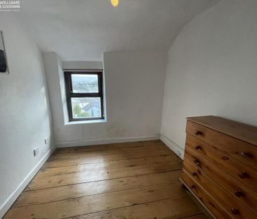 2 bedroom end of terrace house to rent - Photo 4