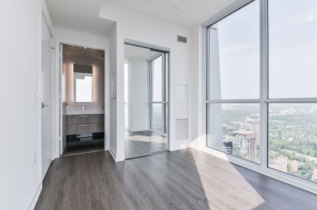 For Lease - 1 Yorkville Avenue Unit# 4808, Toronto, Ontario - Photo 4