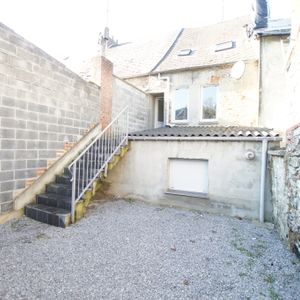 Logement à louer de 92 m² - Photo 2