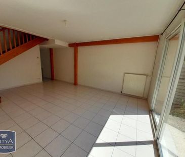 Location Maison 4 pièces 97m² ANGOULEME 16000 - Photo 2