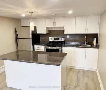 644 Athol Street E #BSMT - Photo 4