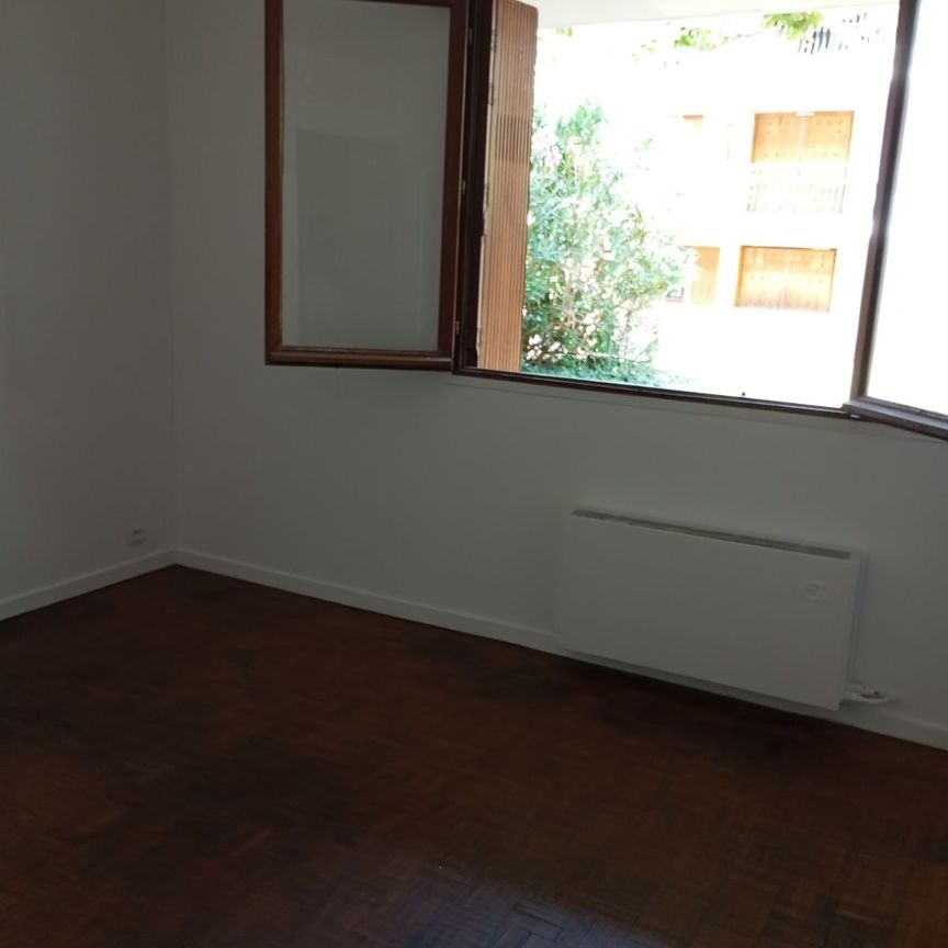 Appartement 1 pièces 20m2 MARSEILLE 9EME 550 euros - Photo 1