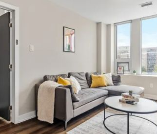 For Lease - 305 Rideau Street, Lower Town - Sandy Hill, Ontario - Photo 1