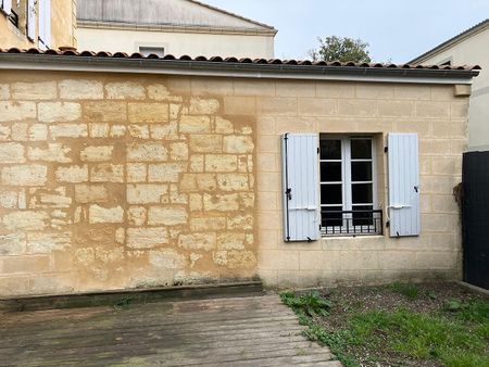 33450 SAINT-LOUBES - APPARTEMENT T3 AVEC JARDINET - Photo 3