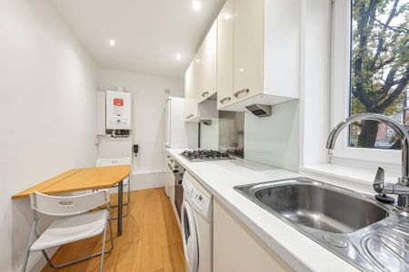 1 bedroom flat to rent - Photo 3