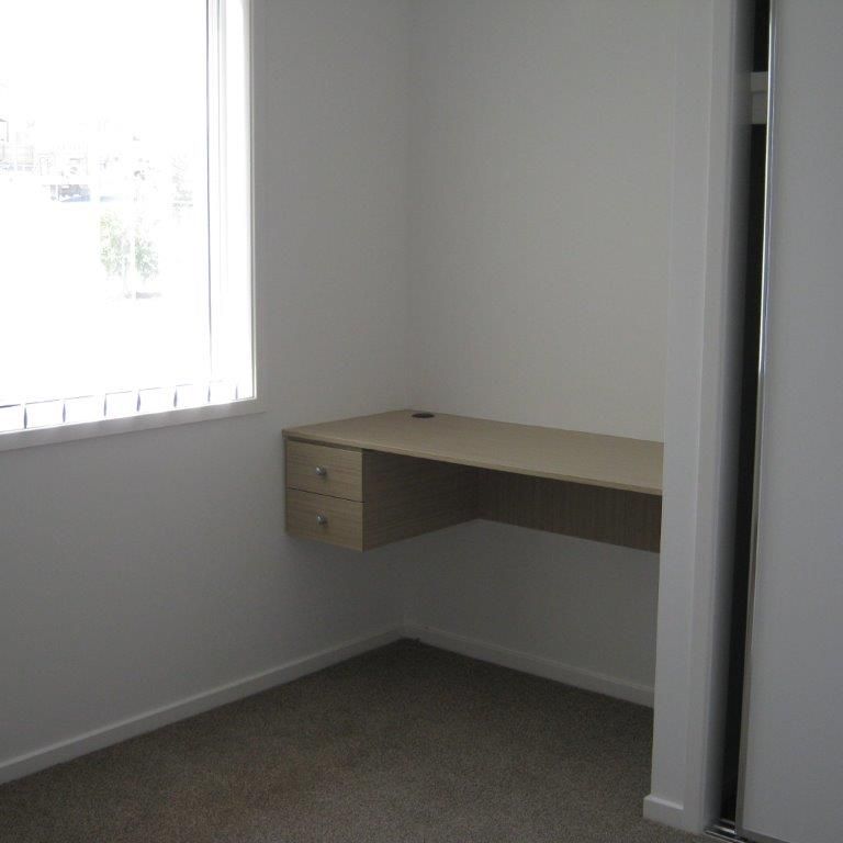 PET FRIENDLY! NEAR NORTH LAKES! - Photo 1