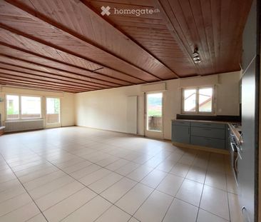 Bassecourt, Ribe 20 - Grand 2,5 pces avec cheminée - Photo 1