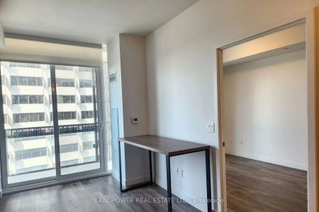 8 Eglinton Avenue E #1104 - Photo 3