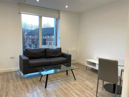 1 bedroom flat to rent - Photo 2