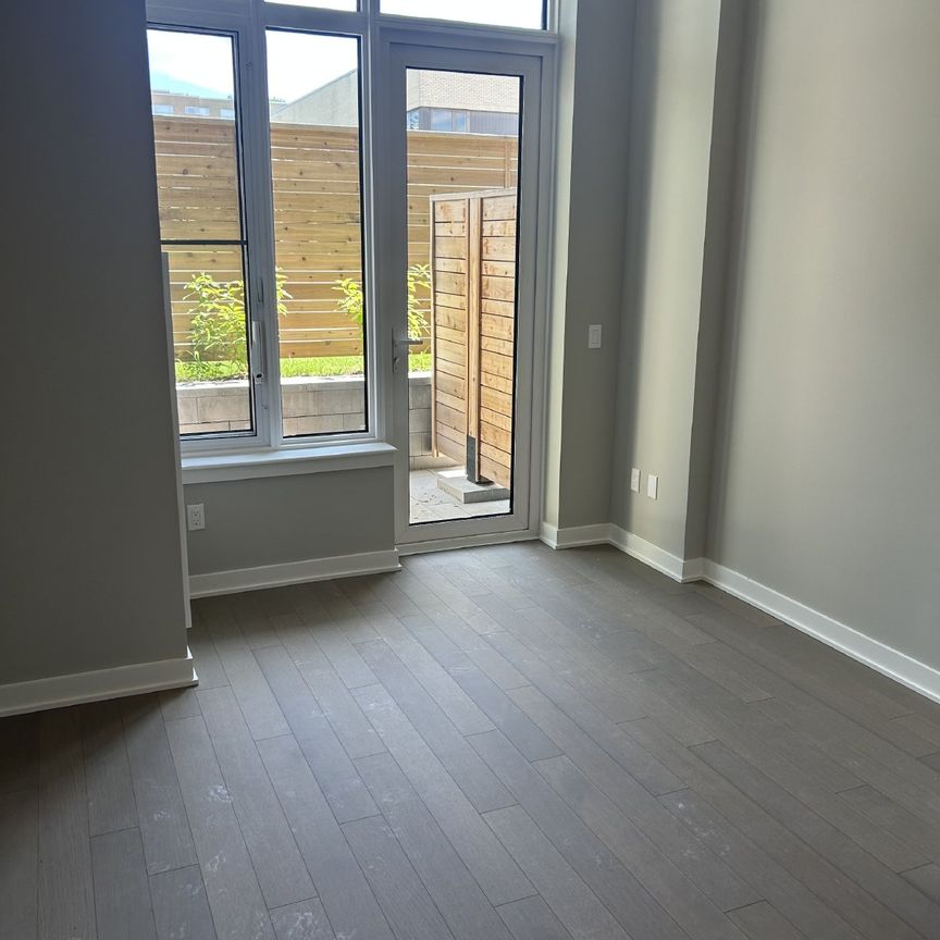 360 Deschâtelets Avenue - 108 - Photo 1