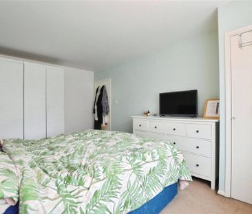 2 bedroom maisonette to rent - Photo 6