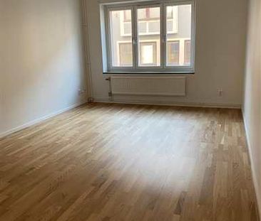 3 rum och kök, 77 m - Foto 2