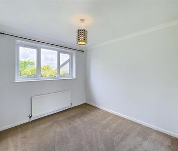 2 bedroom house share to rent - Photo 2