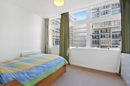 1 bedroom apartment - Photo 3