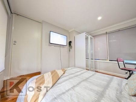 Blackburn South - Photo 5