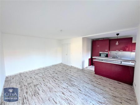 Location Appartement 3 pièces 64m² LILLE 59000 - Photo 3