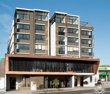 Modern 1 Bedroom Apartment - Unfurnished Electricity, Water & Inter... - Photo 4