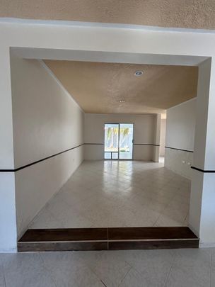 Casa de 3 recámaras, sin muebles, en privada Monterreal. - Photo 1