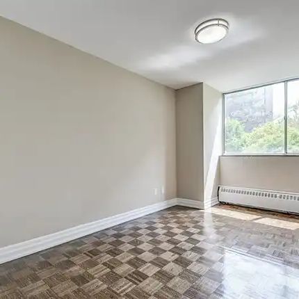 Shallmar Apartments — 1 Bedroom available at 20 Shallmar Boulevard, Toronto - Photo 1