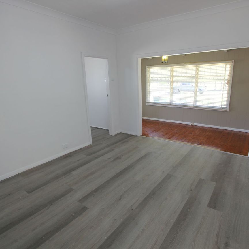 Excellent 3 Bedroom House - Photo 1