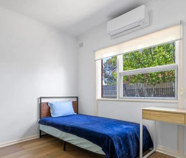 Light-Filled Family Home in a Convenient Location - Photo 2