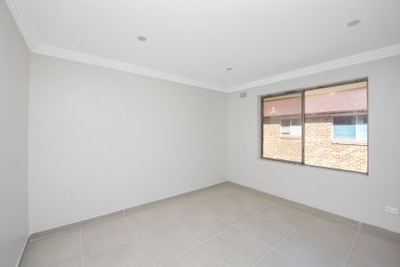 Modern Unit in a Highly Sought After Location - Photo 2