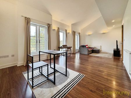 St Stephens Court, CM24, Silver Street - Photo 4