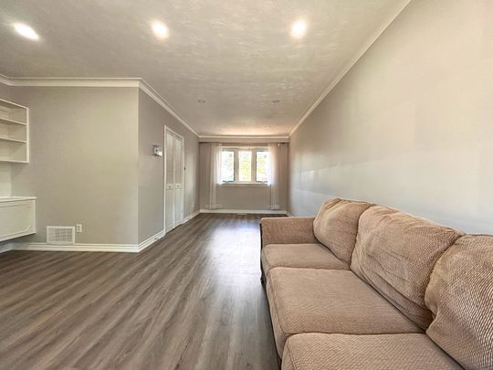 For Lease - 3 Heatherington Drive Unit# MAIN FLOOR, Toronto, Ontario - Photo 1