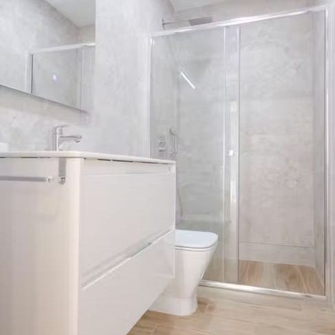 Calle de Antonio Prieto, Madrid, Community of Madrid 28026 - Foto 1