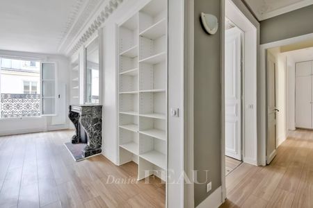 Tout savoir sur cet appartement dans le quartier Montorgueil-Saint Denis, à Paris 2ème - Photo 2