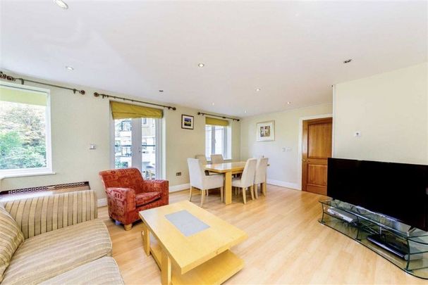 Strand Drive, Kew, TW9 - Photo 1