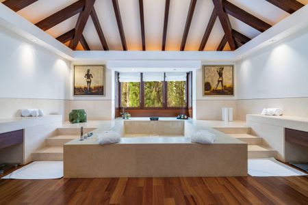 6 bedroom luxury Villa for rent in The Golden Mile, Spain - Photo 5